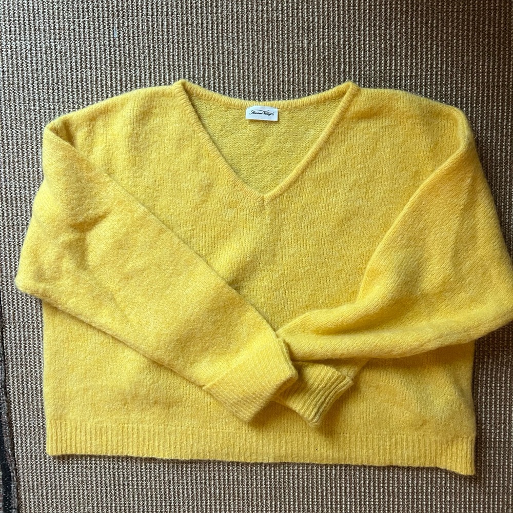 American Vintage Yellow V-Neck Sweater